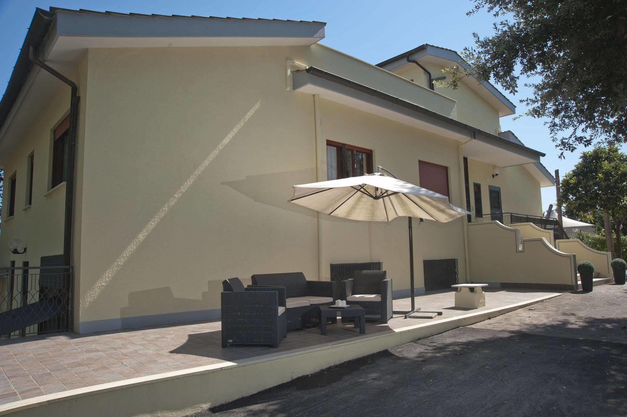 Bed and Breakfast Domus In Viridi Рим Экстерьер фото