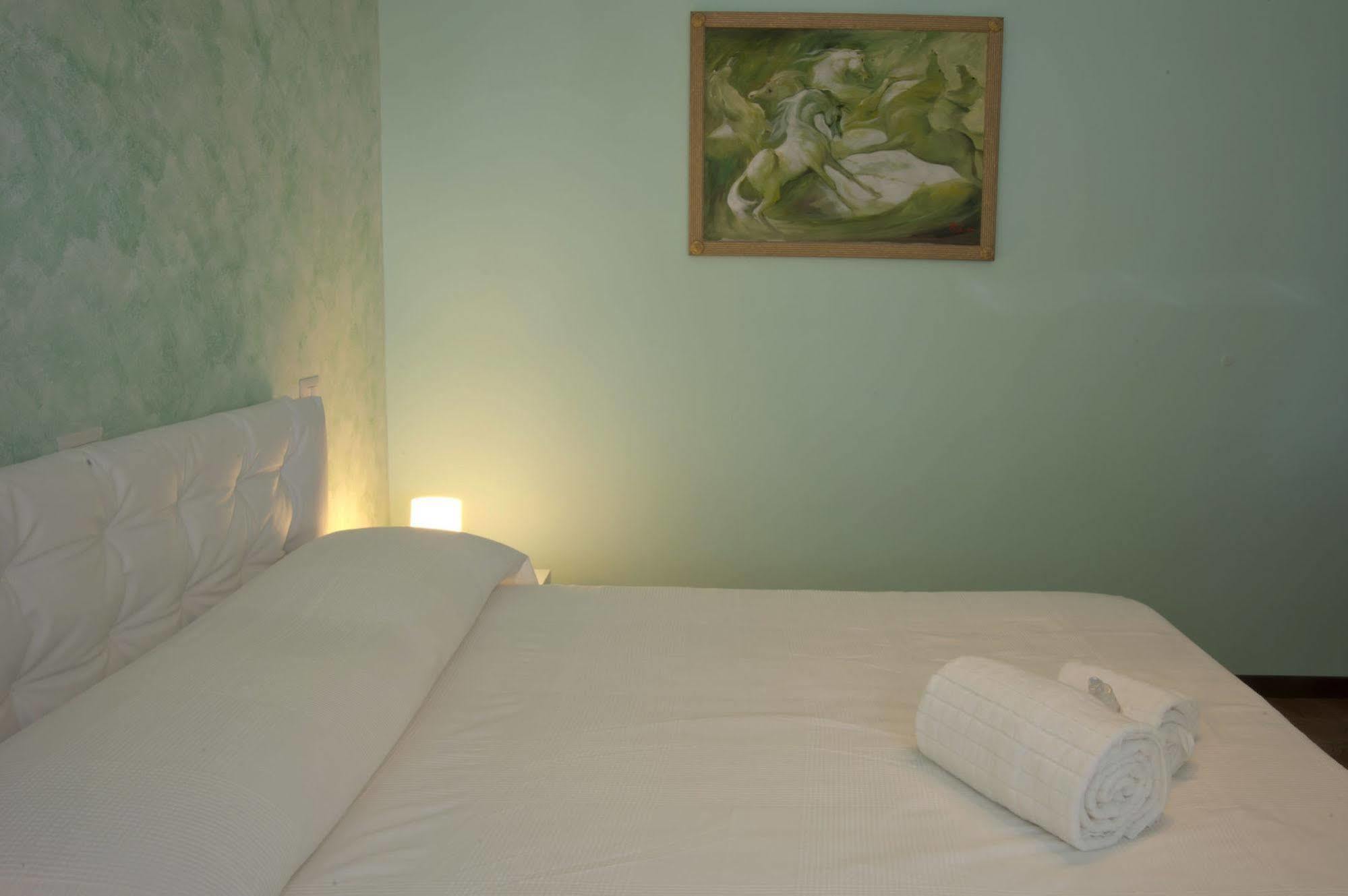 Bed and Breakfast Domus In Viridi Рим Экстерьер фото